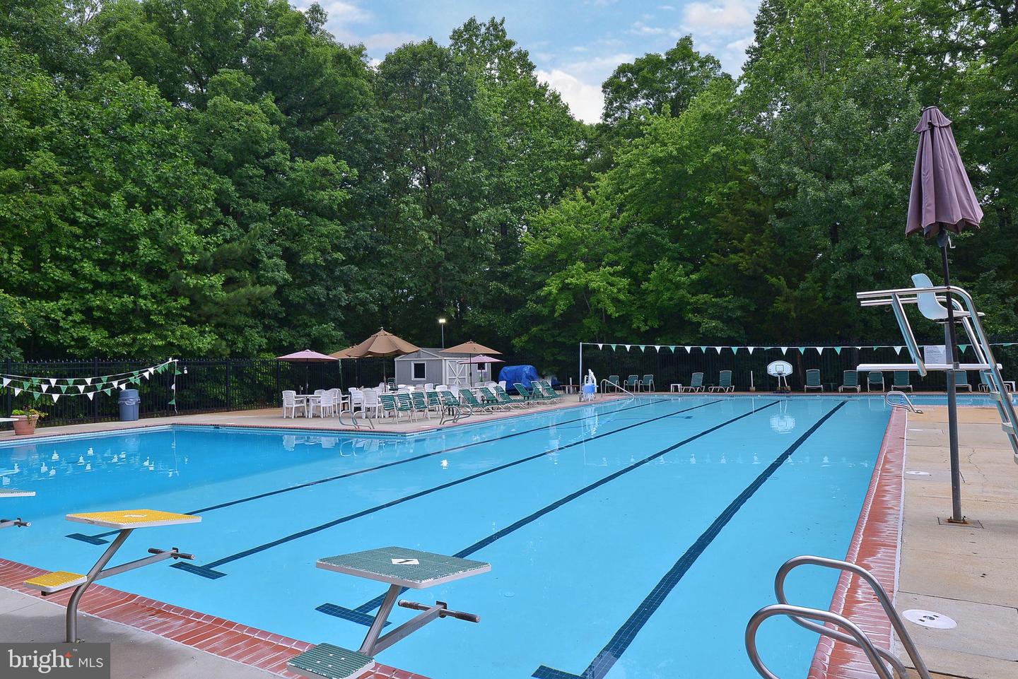 102 WHITEHALL CT, WILLIAMSBURG, Virginia 23188, 4 Bedrooms Bedrooms, 10 Rooms Rooms,2 BathroomsBathrooms,Residential,For sale,102 WHITEHALL CT,VAJC2000496 MLS # VAJC2000496