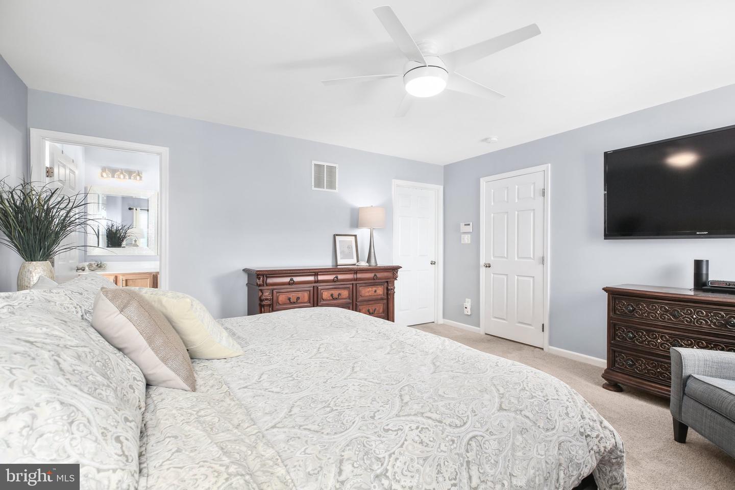 9326 BIRCH CLIFF DR, FREDERICKSBURG, Virginia 22407, 3 Bedrooms Bedrooms, ,2 BathroomsBathrooms,Residential,For sale,9326 BIRCH CLIFF DR,VASP2034478 MLS # VASP2034478