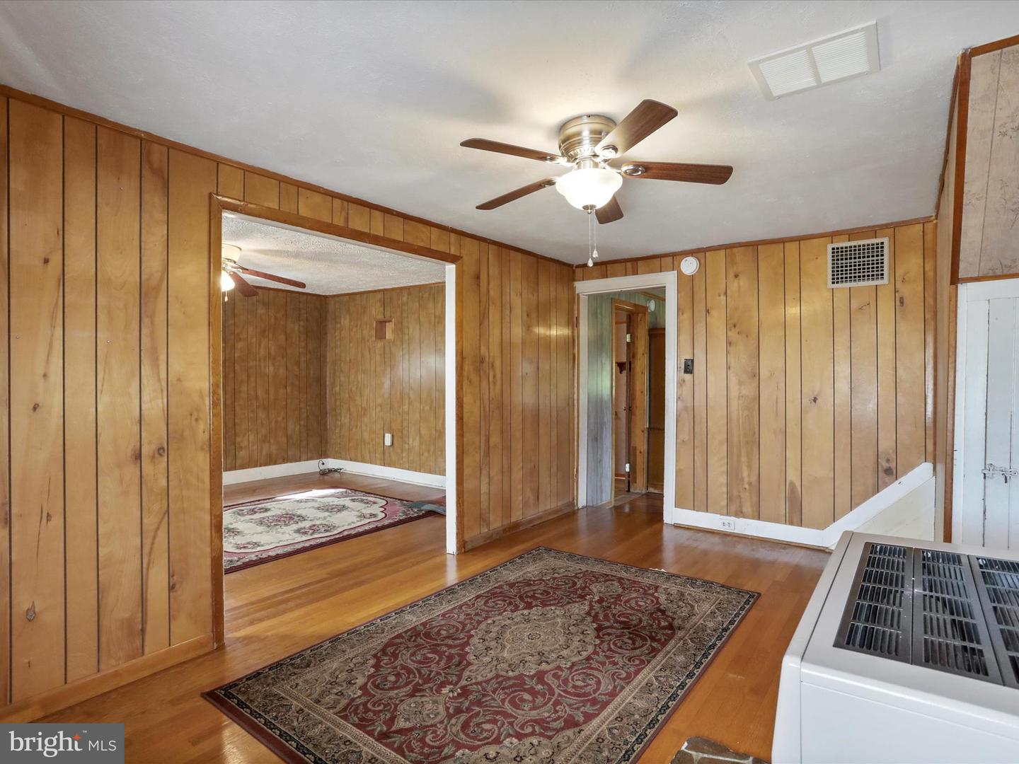 1593 HAHNS LN, TOMS BROOK, Virginia 22660, 2 Bedrooms Bedrooms, ,1 BathroomBathrooms,Residential,For sale,1593 HAHNS LN,VASH2011916 MLS # VASH2011916