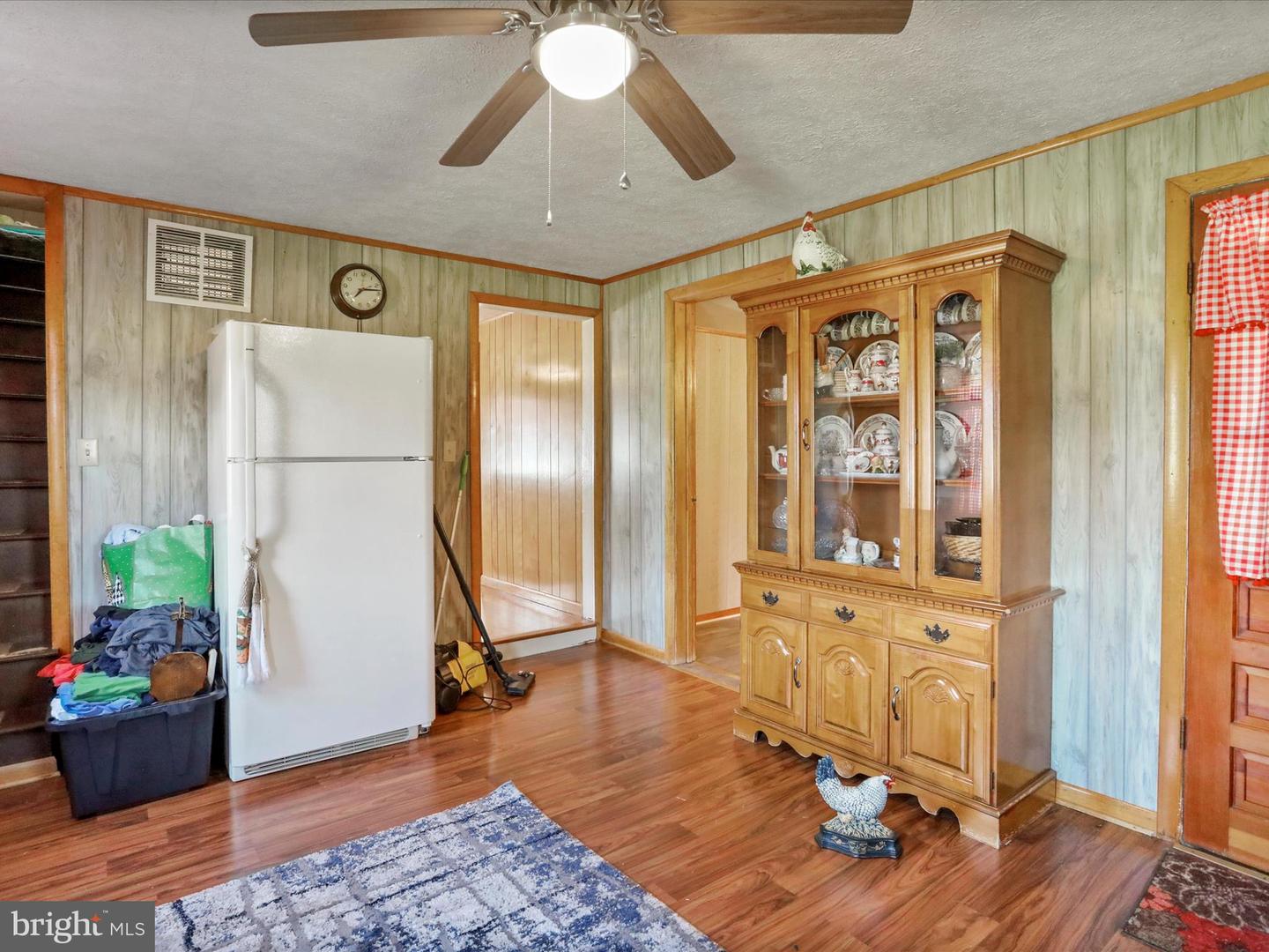 1593 HAHNS LN, TOMS BROOK, Virginia 22660, 2 Bedrooms Bedrooms, ,1 BathroomBathrooms,Residential,For sale,1593 HAHNS LN,VASH2011916 MLS # VASH2011916