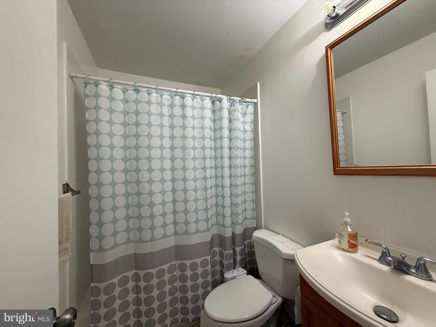 11606 VANTAGE HILL RD #12B, RESTON, Virginia 20190, 2 Bedrooms Bedrooms, ,1 BathroomBathrooms,Residential,For sale,11606 VANTAGE HILL RD #12B,VAFX2253536 MLS # VAFX2253536