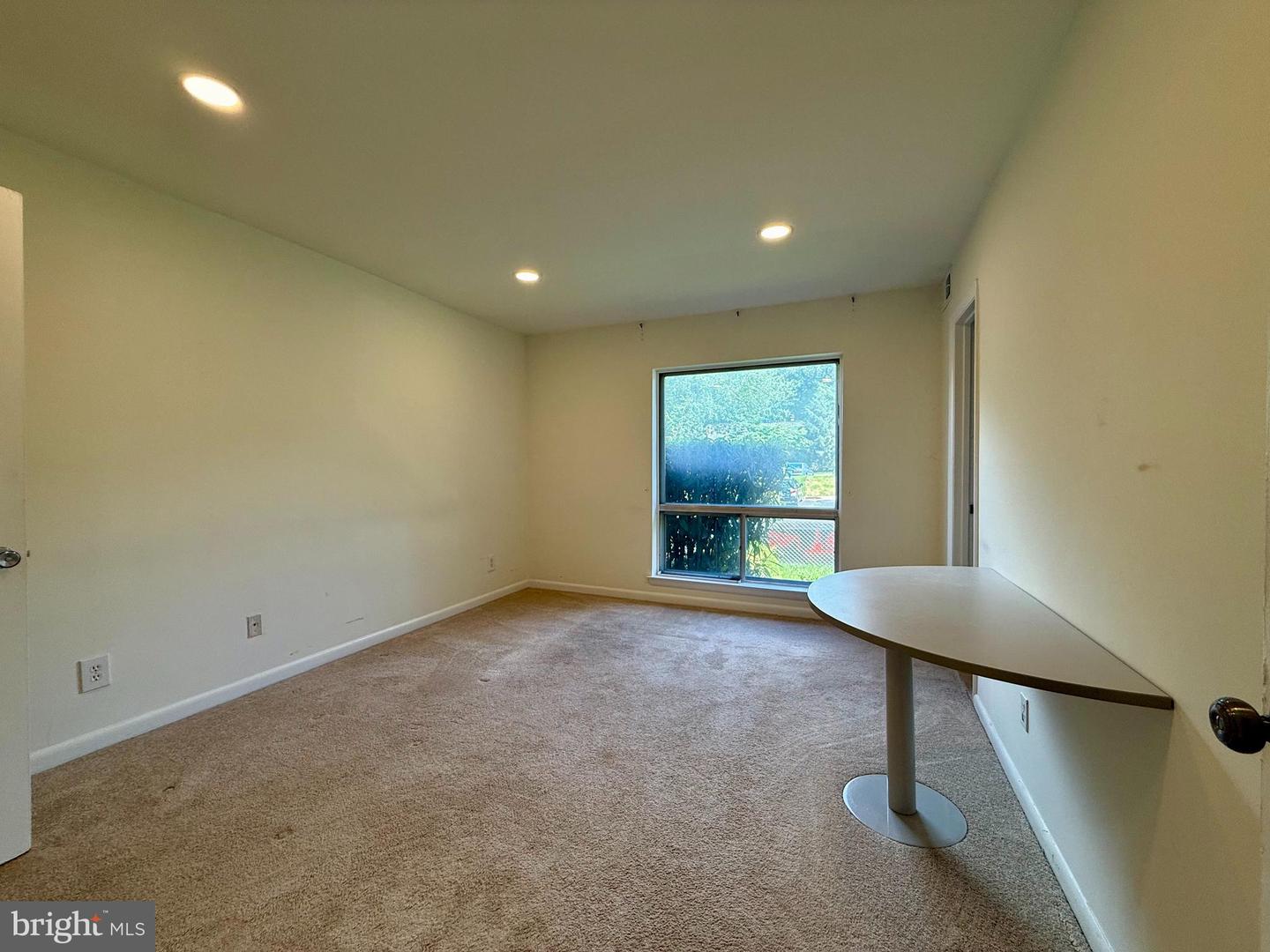 11606 VANTAGE HILL RD #12B, RESTON, Virginia 20190, 2 Bedrooms Bedrooms, ,1 BathroomBathrooms,Residential,For sale,11606 VANTAGE HILL RD #12B,VAFX2253536 MLS # VAFX2253536