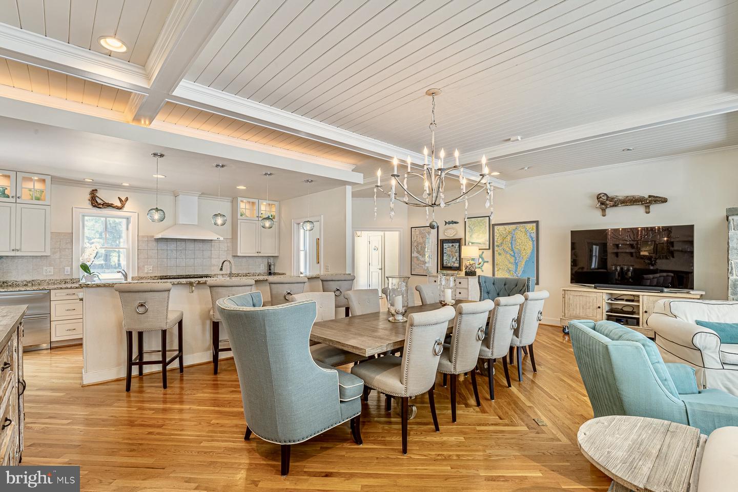 230 BREEZY POINT, WHITE STONE, Virginia 22578, 7 Bedrooms Bedrooms, 15 Rooms Rooms,7 BathroomsBathrooms,Residential,For sale,230 BREEZY POINT,VALV2000842 MLS # VALV2000842