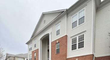 42480 ROCKROSE SQ #202, BRAMBLETON, Virginia 20148, 3 Bedrooms Bedrooms, ,2 BathroomsBathrooms,Residential,For sale,42480 ROCKROSE SQ #202,VALO2101264 MLS # VALO2101264