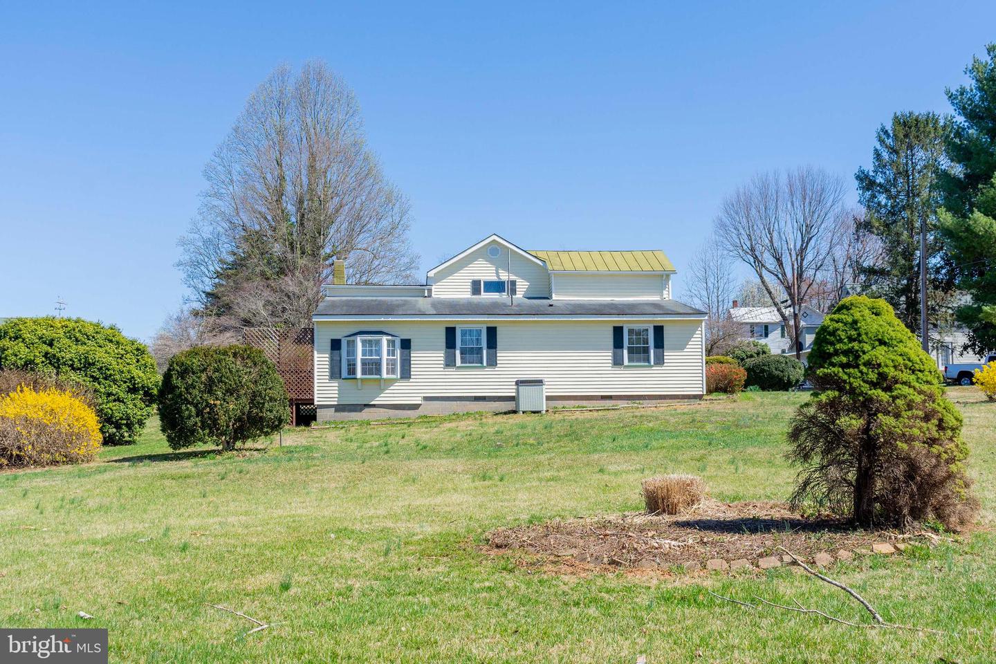 23217 VILLAGE RD, UNIONVILLE, Virginia 22567, 5 Bedrooms Bedrooms, ,2 BathroomsBathrooms,Residential,For sale,23217 VILLAGE RD,VAOR2010098 MLS # VAOR2010098