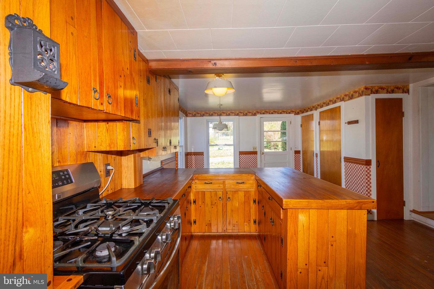 23217 VILLAGE RD, UNIONVILLE, Virginia 22567, 5 Bedrooms Bedrooms, ,2 BathroomsBathrooms,Residential,For sale,23217 VILLAGE RD,VAOR2010098 MLS # VAOR2010098
