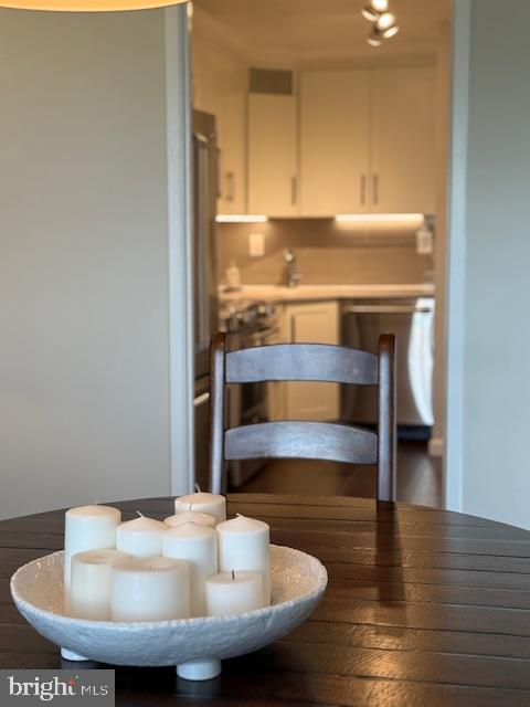 203 YOAKUM PKWY #618, ALEXANDRIA, Virginia 22304, 1 Bedroom Bedrooms, 4 Rooms Rooms,1 BathroomBathrooms,Residential,For sale,203 YOAKUM PKWY #618,VAAX2047224 MLS # VAAX2047224