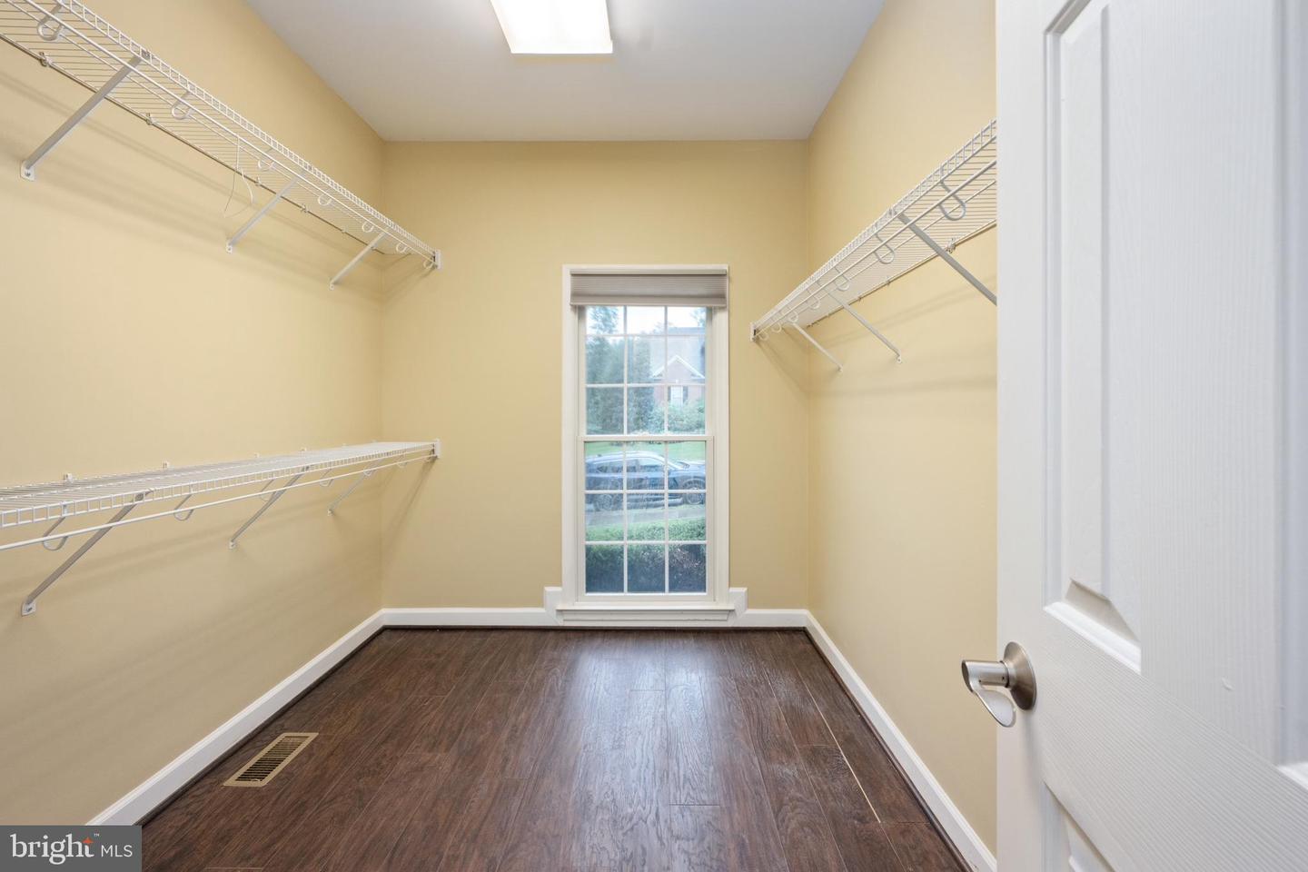 532 TARA CT, CULPEPER, Virginia 22701, 5 Bedrooms Bedrooms, ,4 BathroomsBathrooms,Residential,For sale,532 TARA CT,VACU2010954 MLS # VACU2010954