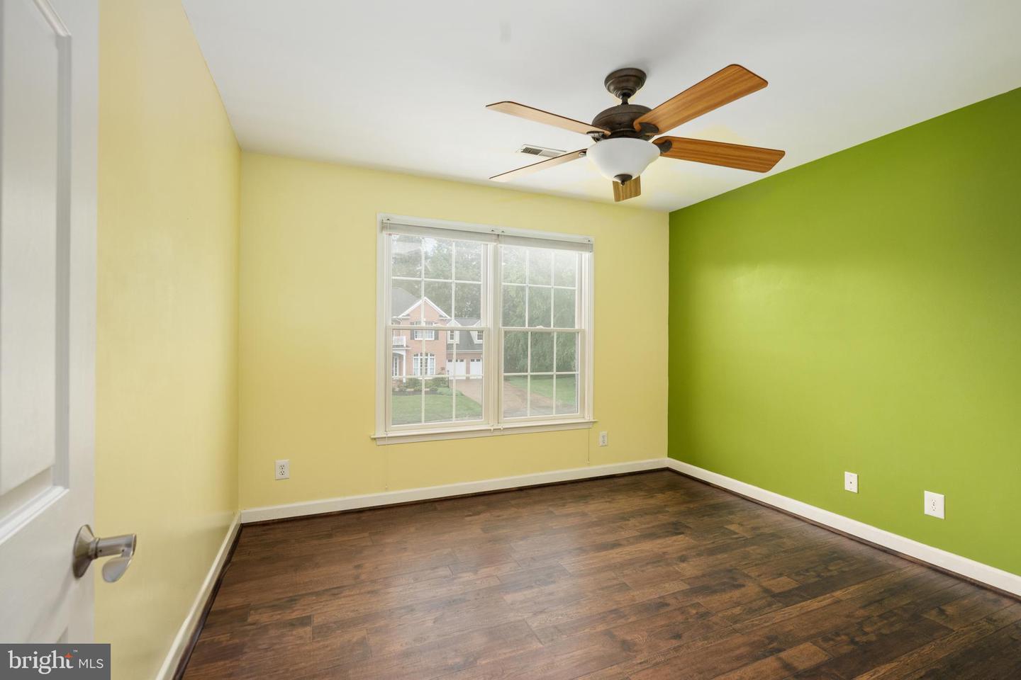 532 TARA CT, CULPEPER, Virginia 22701, 5 Bedrooms Bedrooms, ,4 BathroomsBathrooms,Residential,For sale,532 TARA CT,VACU2010954 MLS # VACU2010954