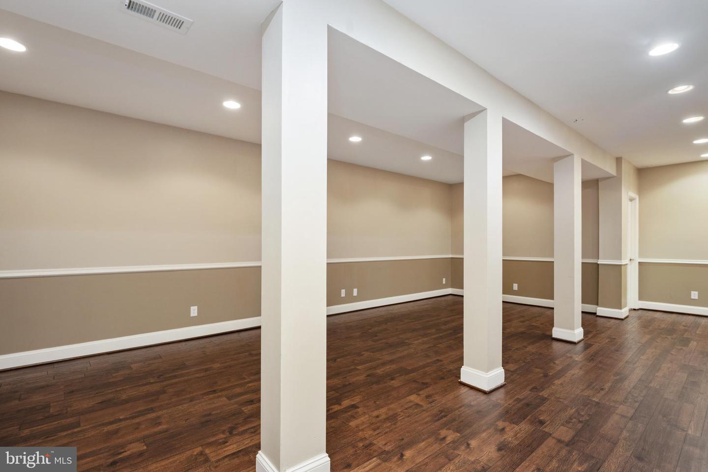 532 TARA CT, CULPEPER, Virginia 22701, 5 Bedrooms Bedrooms, ,4 BathroomsBathrooms,Residential,For sale,532 TARA CT,VACU2010954 MLS # VACU2010954