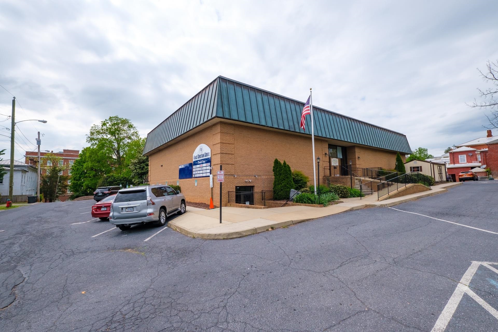 19 S MARKET ST, STAUNTON, Virginia 24401, ,Commercial,19 S MARKET ST,652250 MLS # 652250