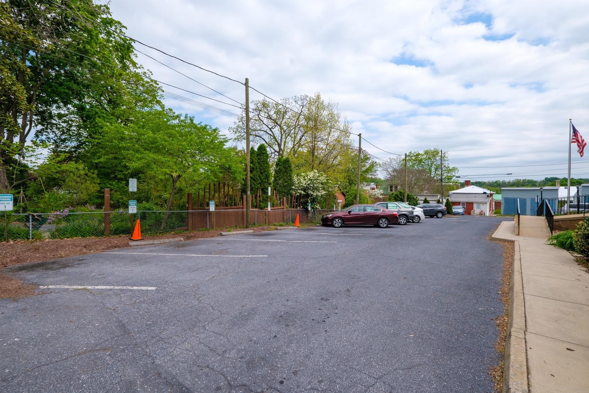 19 S MARKET ST, STAUNTON, Virginia 24401, ,Commercial,19 S MARKET ST,652250 MLS # 652250