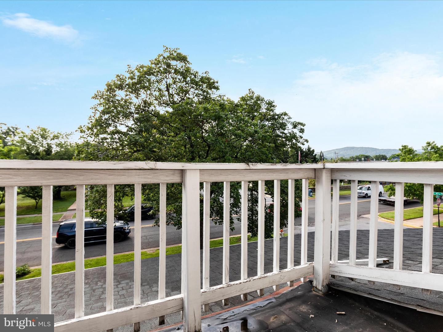 400 N ROYAL AVE, FRONT ROYAL, Virginia 22630, ,Land,For sale,400 N ROYAL AVE,VAWR2011608 MLS # VAWR2011608