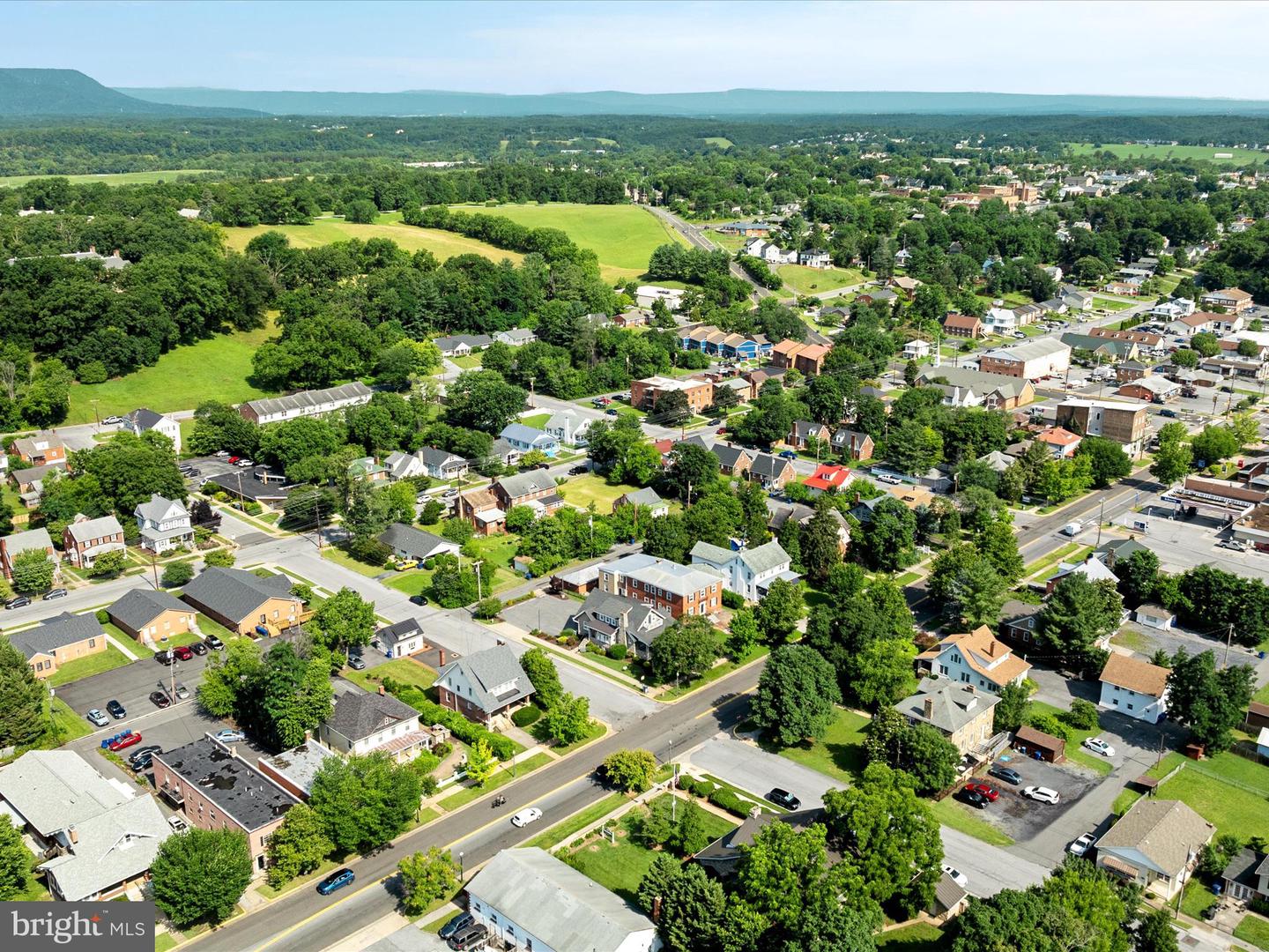 400 N ROYAL AVE, FRONT ROYAL, Virginia 22630, ,Land,For sale,400 N ROYAL AVE,VAWR2011608 MLS # VAWR2011608