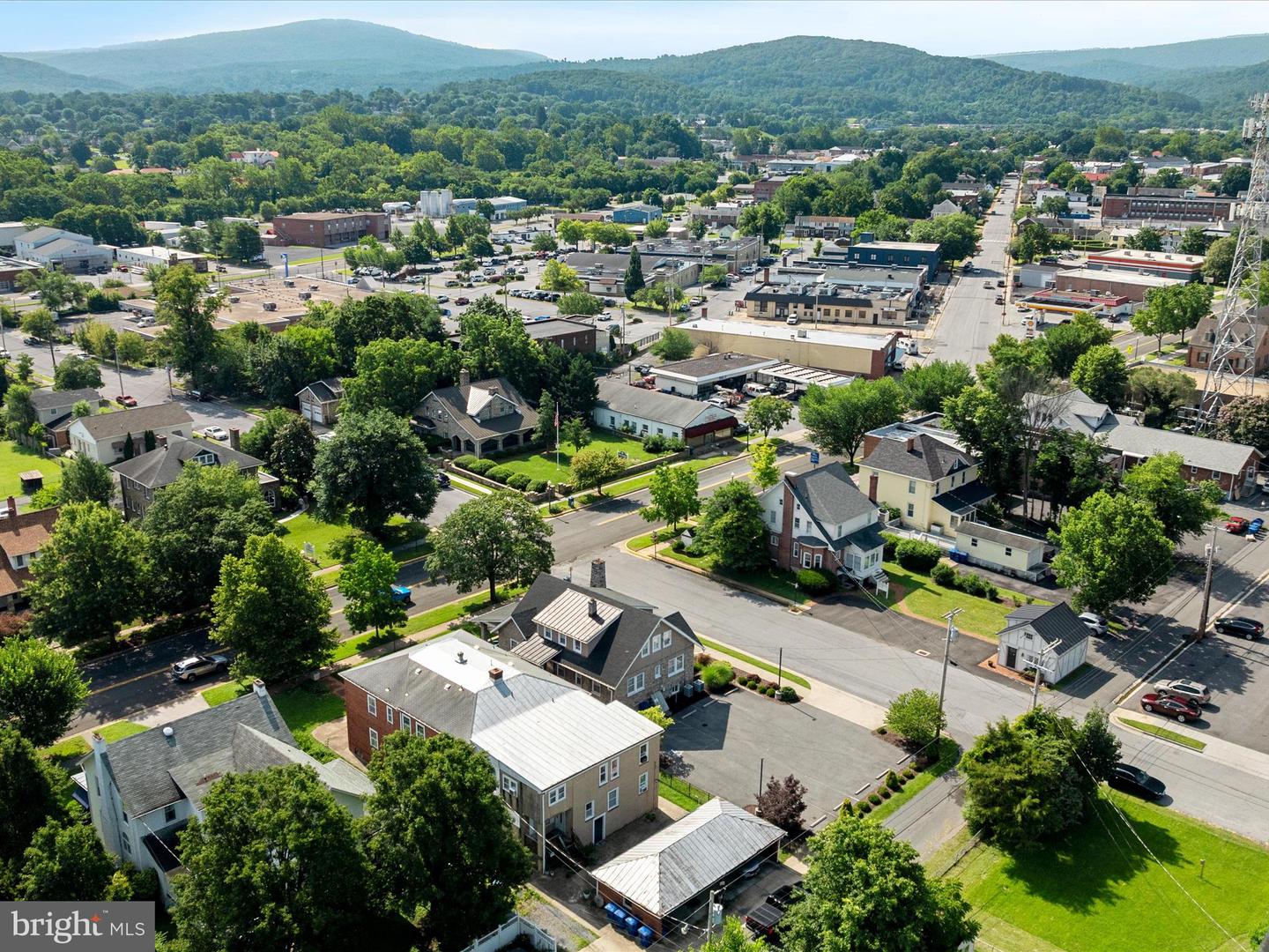 400 N ROYAL AVE, FRONT ROYAL, Virginia 22630, ,Land,For sale,400 N ROYAL AVE,VAWR2011608 MLS # VAWR2011608