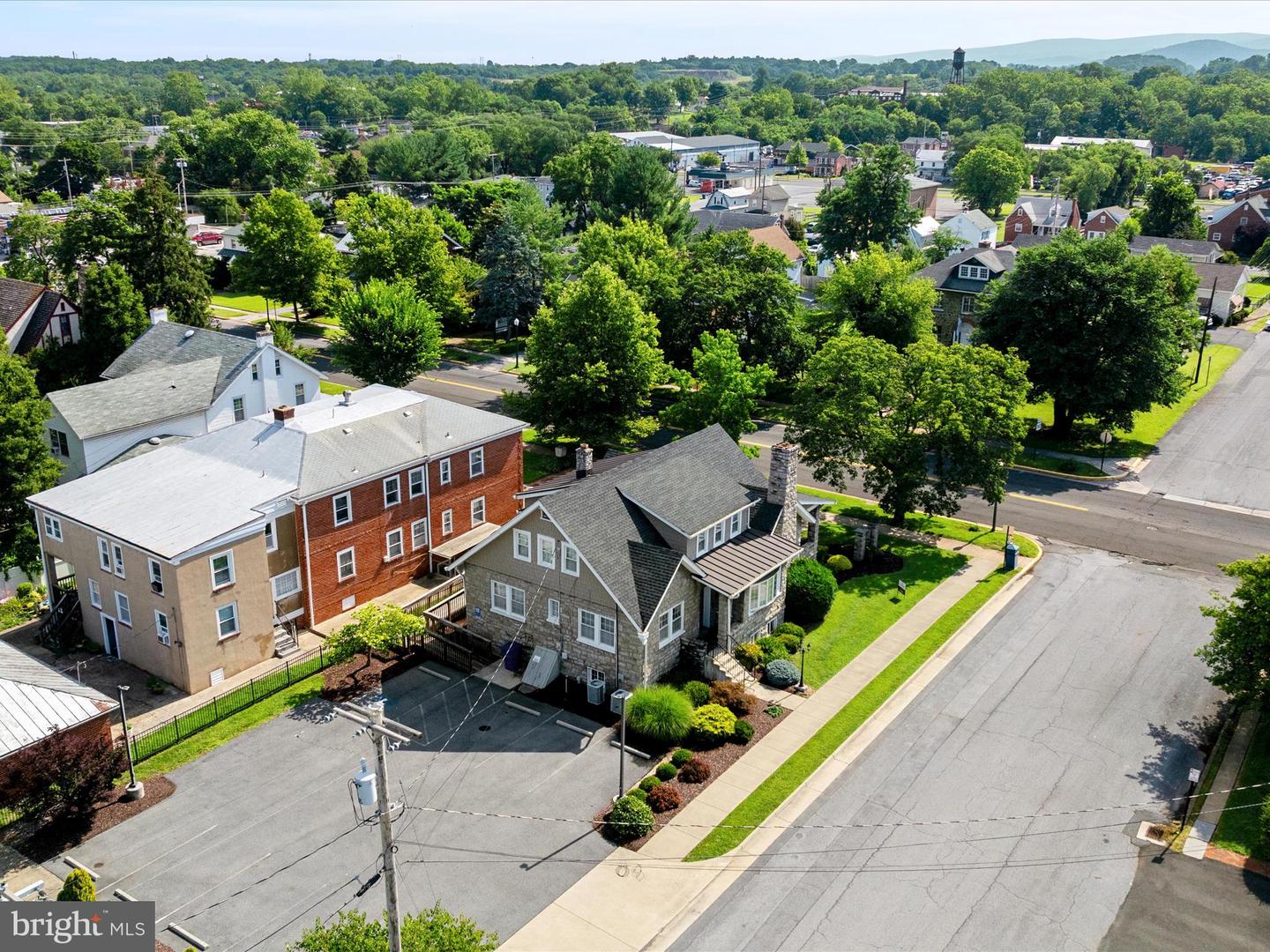 400 N ROYAL AVE, FRONT ROYAL, Virginia 22630, ,Land,For sale,400 N ROYAL AVE,VAWR2011608 MLS # VAWR2011608
