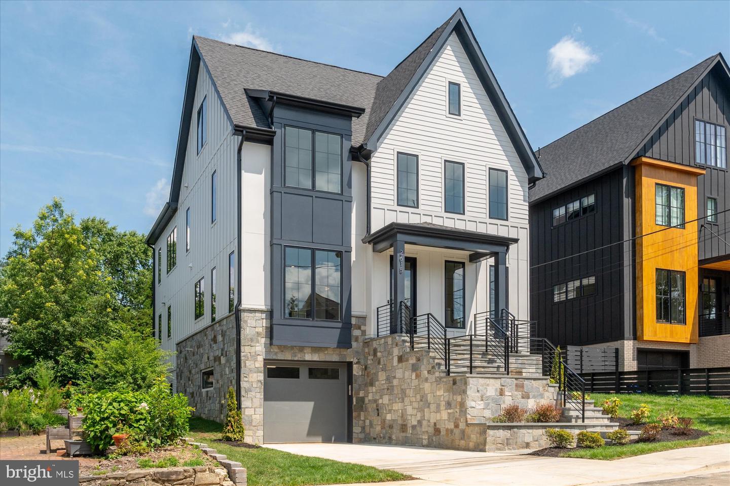 2615 3RD ST N, ARLINGTON, Virginia 22201, 7 Bedrooms Bedrooms, ,7 BathroomsBathrooms,Residential,For sale,2615 3RD ST N,VAAR2052932 MLS # VAAR2052932