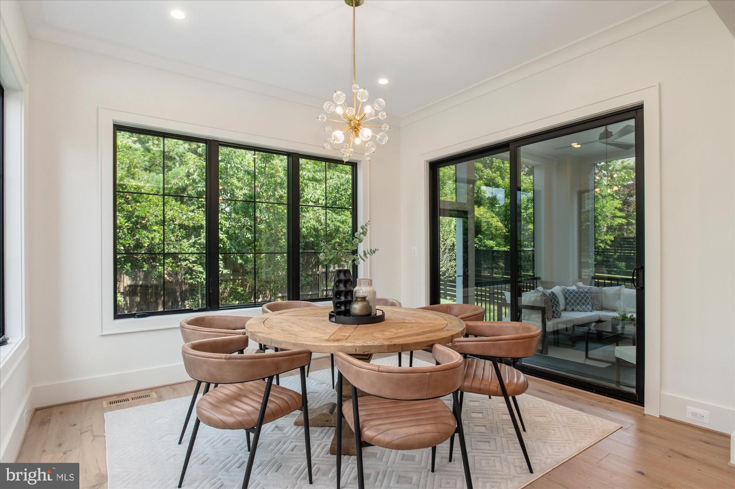 2615 3RD ST N, ARLINGTON, Virginia 22201, 7 Bedrooms Bedrooms, ,7 BathroomsBathrooms,Residential,For sale,2615 3RD ST N,VAAR2052932 MLS # VAAR2052932