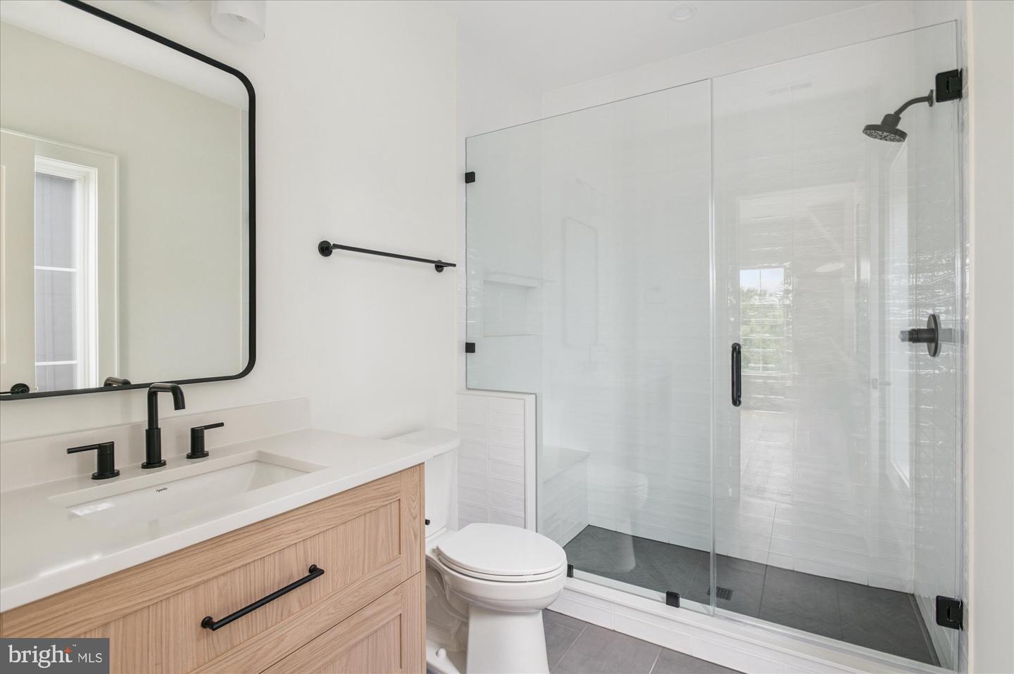 2615 3RD ST N, ARLINGTON, Virginia 22201, 7 Bedrooms Bedrooms, ,7 BathroomsBathrooms,Residential,For sale,2615 3RD ST N,VAAR2052932 MLS # VAAR2052932
