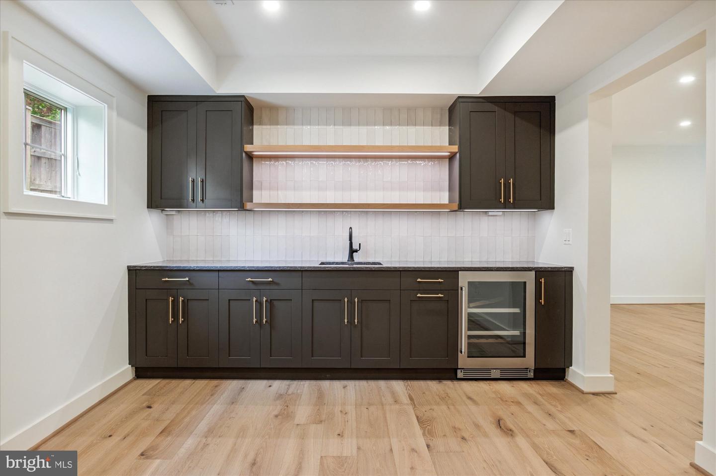 2615 3RD ST N, ARLINGTON, Virginia 22201, 7 Bedrooms Bedrooms, ,7 BathroomsBathrooms,Residential,For sale,2615 3RD ST N,VAAR2052932 MLS # VAAR2052932