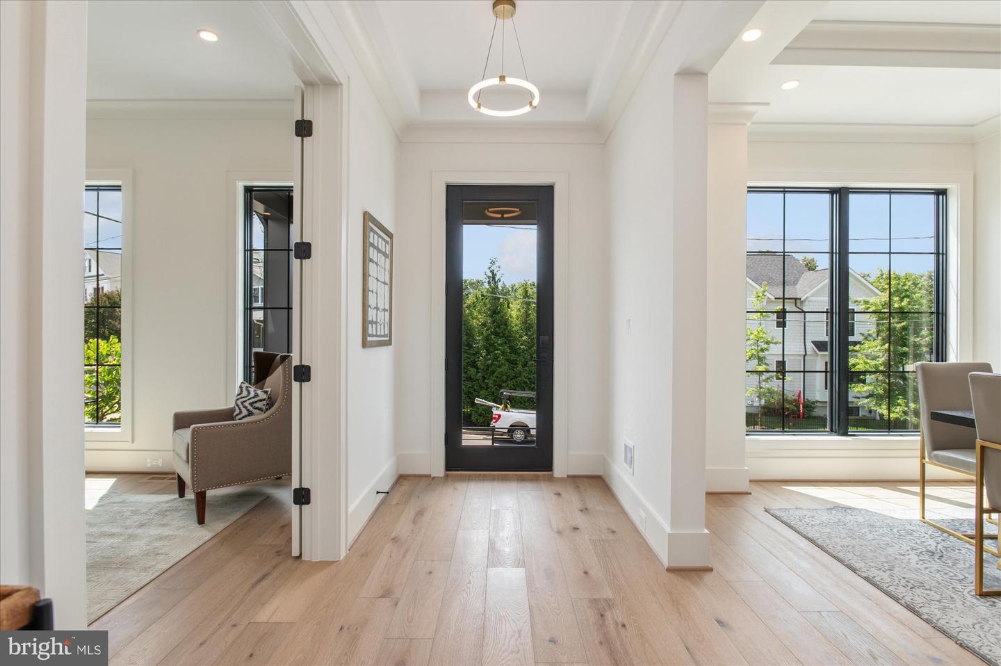 2615 3RD ST N, ARLINGTON, Virginia 22201, 7 Bedrooms Bedrooms, ,7 BathroomsBathrooms,Residential,For sale,2615 3RD ST N,VAAR2052932 MLS # VAAR2052932