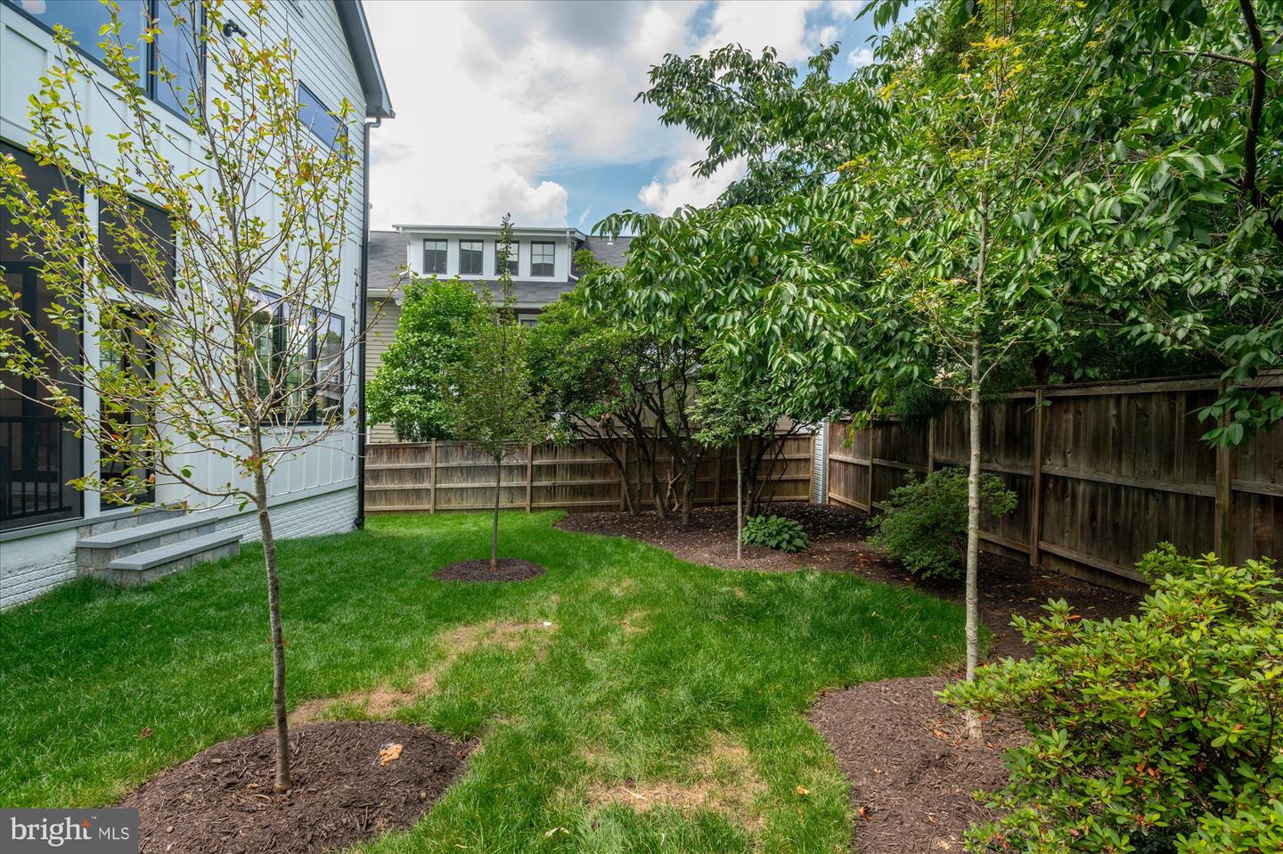 2615 3RD ST N, ARLINGTON, Virginia 22201, 7 Bedrooms Bedrooms, ,7 BathroomsBathrooms,Residential,For sale,2615 3RD ST N,VAAR2052932 MLS # VAAR2052932
