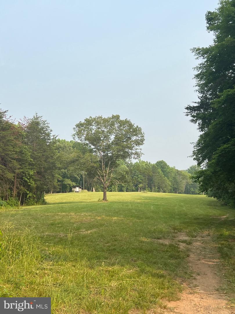 2617 WARRENTON RD, FREDERICKSBURG, Virginia 22406, ,Land,For sale,2617 WARRENTON RD,VAST2040570 MLS # VAST2040570