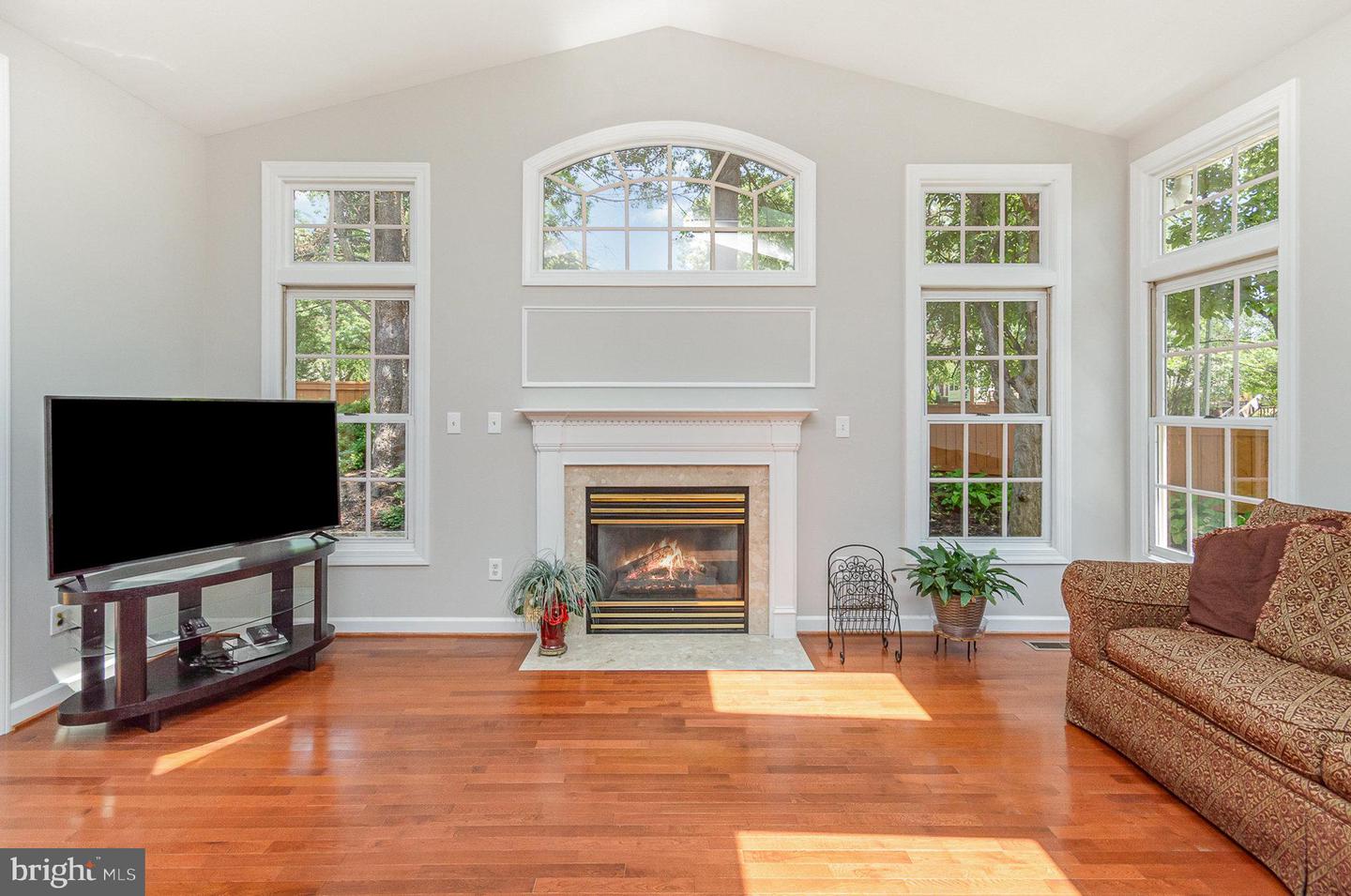 6416 CALEB CT, ALEXANDRIA, Virginia 22315, 4 Bedrooms Bedrooms, ,3 BathroomsBathrooms,Residential,For sale,6416 CALEB CT,VAFX2232628 MLS # VAFX2232628