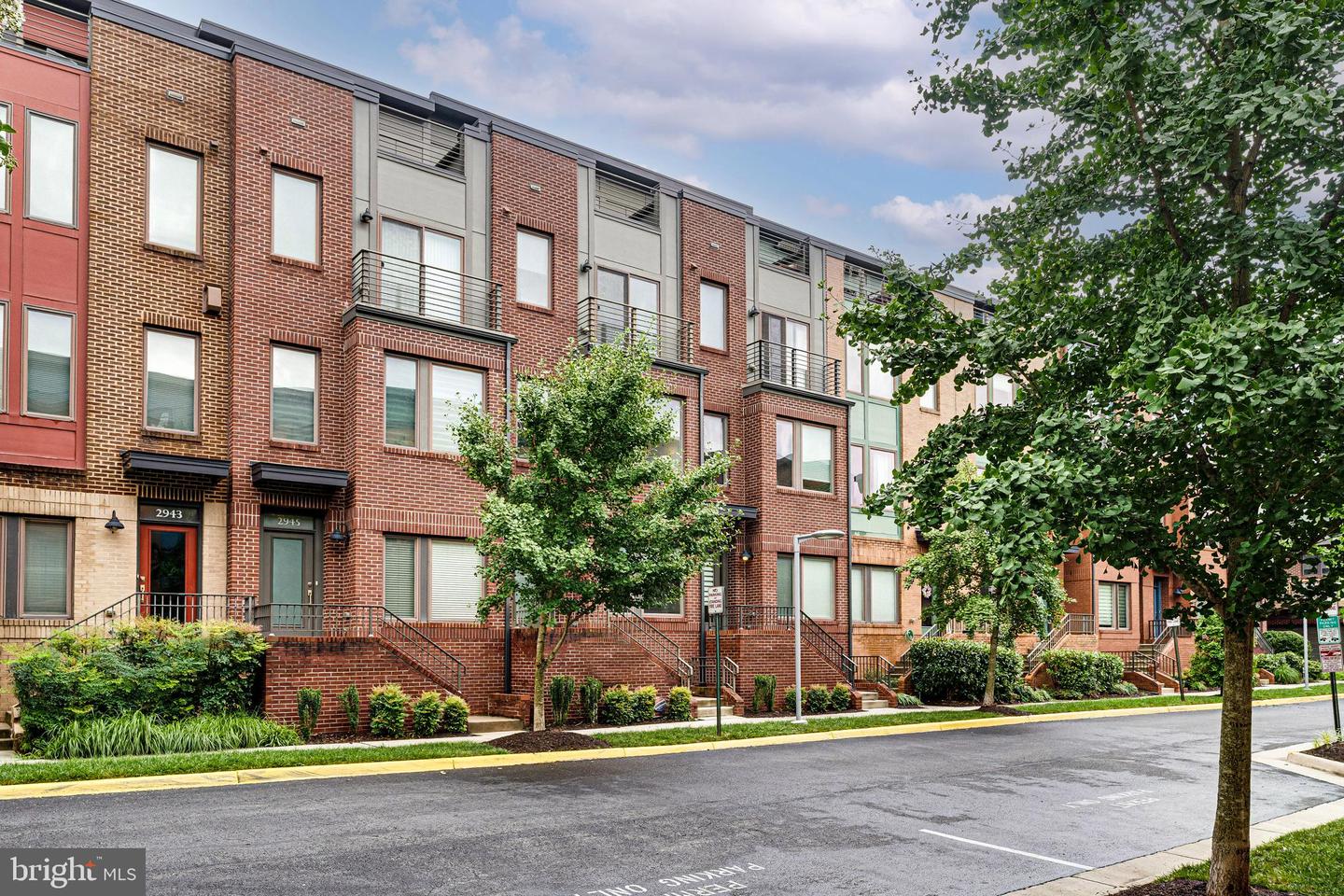2947 STELLA BLUE LN, FAIRFAX, Virginia 22031, 3 Bedrooms Bedrooms, ,3 BathroomsBathrooms,Residential,For sale,2947 STELLA BLUE LN,VAFX2233080 MLS # VAFX2233080