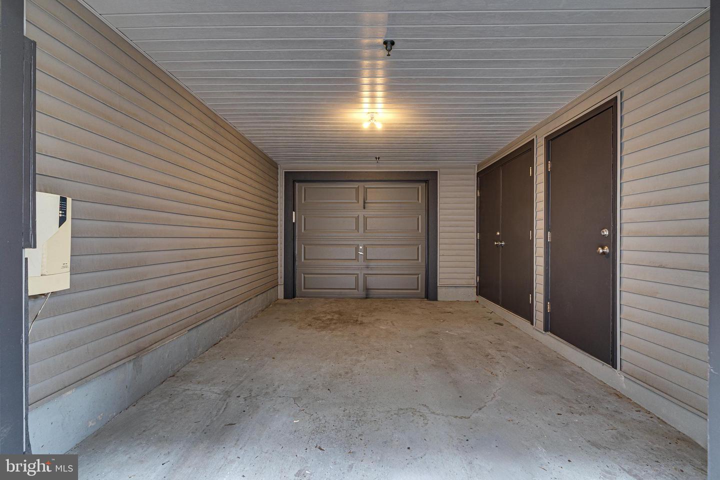 2947 STELLA BLUE LN, FAIRFAX, Virginia 22031, 3 Bedrooms Bedrooms, ,3 BathroomsBathrooms,Residential,For sale,2947 STELLA BLUE LN,VAFX2233080 MLS # VAFX2233080