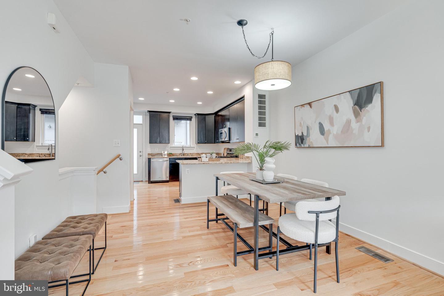 2947 STELLA BLUE LN, FAIRFAX, Virginia 22031, 3 Bedrooms Bedrooms, ,3 BathroomsBathrooms,Residential,For sale,2947 STELLA BLUE LN,VAFX2233080 MLS # VAFX2233080