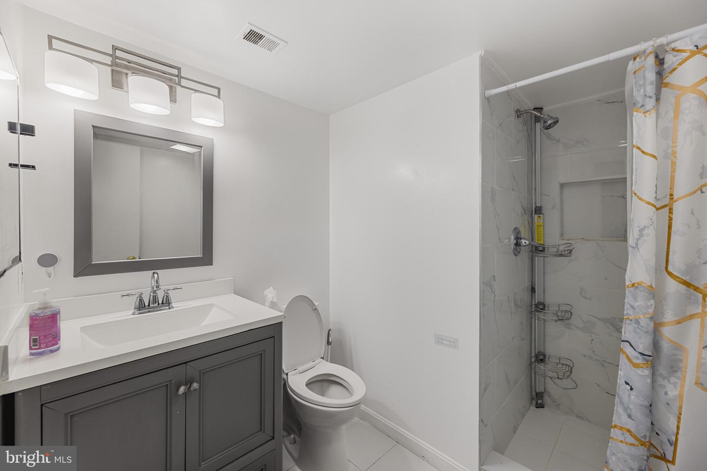 7233 JILLSPRING CT #18C, SPRINGFIELD, Virginia 22152, 2 Bedrooms Bedrooms, ,2 BathroomsBathrooms,Residential,For sale,7233 JILLSPRING CT #18C,VAFX2239538 MLS # VAFX2239538