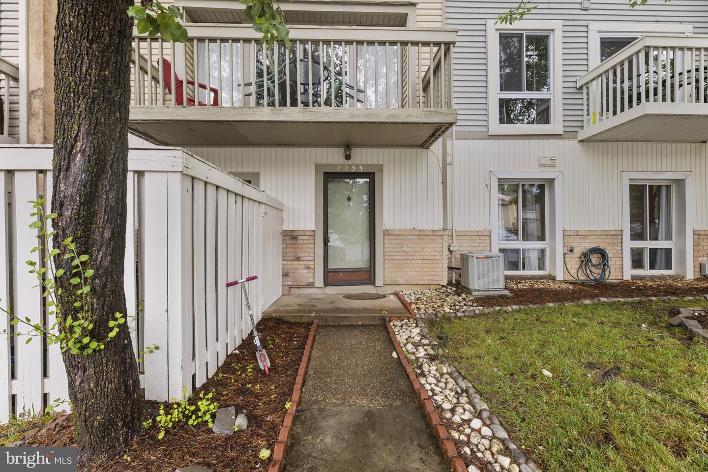 7233 JILLSPRING CT #18C, SPRINGFIELD, Virginia 22152, 2 Bedrooms Bedrooms, ,2 BathroomsBathrooms,Residential,For sale,7233 JILLSPRING CT #18C,VAFX2239538 MLS # VAFX2239538