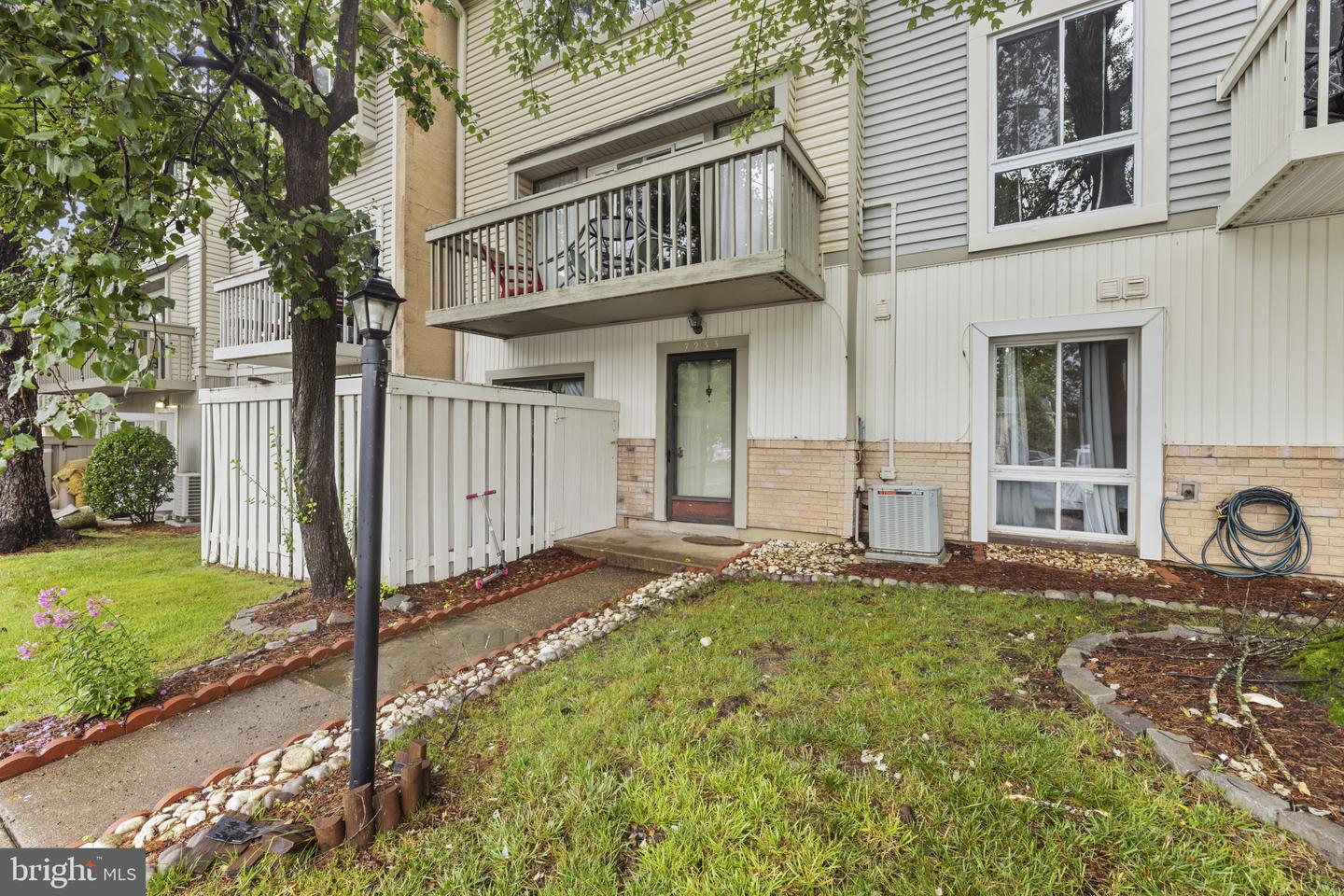 7233 JILLSPRING CT #18C, SPRINGFIELD, Virginia 22152, 2 Bedrooms Bedrooms, ,2 BathroomsBathrooms,Residential,For sale,7233 JILLSPRING CT #18C,VAFX2239538 MLS # VAFX2239538