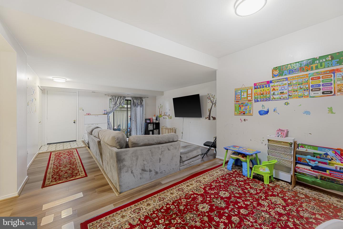 7233 JILLSPRING CT #18C, SPRINGFIELD, Virginia 22152, 2 Bedrooms Bedrooms, ,2 BathroomsBathrooms,Residential,For sale,7233 JILLSPRING CT #18C,VAFX2239538 MLS # VAFX2239538