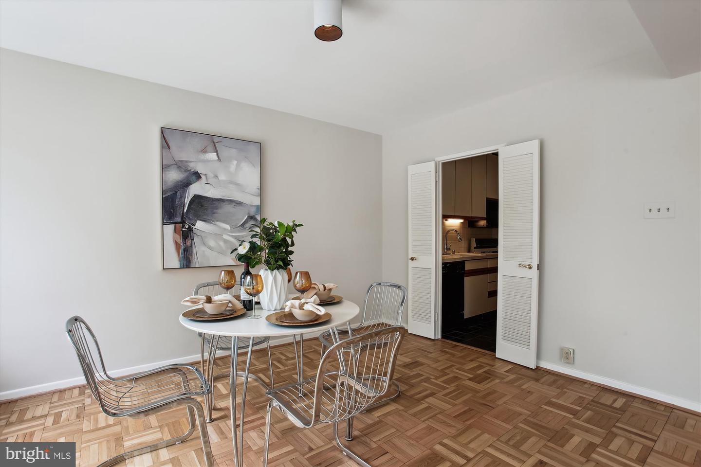 2475 VIRGINIA AVE NW #321, WASHINGTON, District Of Columbia 20037, 2 Bedrooms Bedrooms, ,2 BathroomsBathrooms,Residential,For sale,2475 VIRGINIA AVE NW #321,DCDC2200344 MLS # DCDC2200344