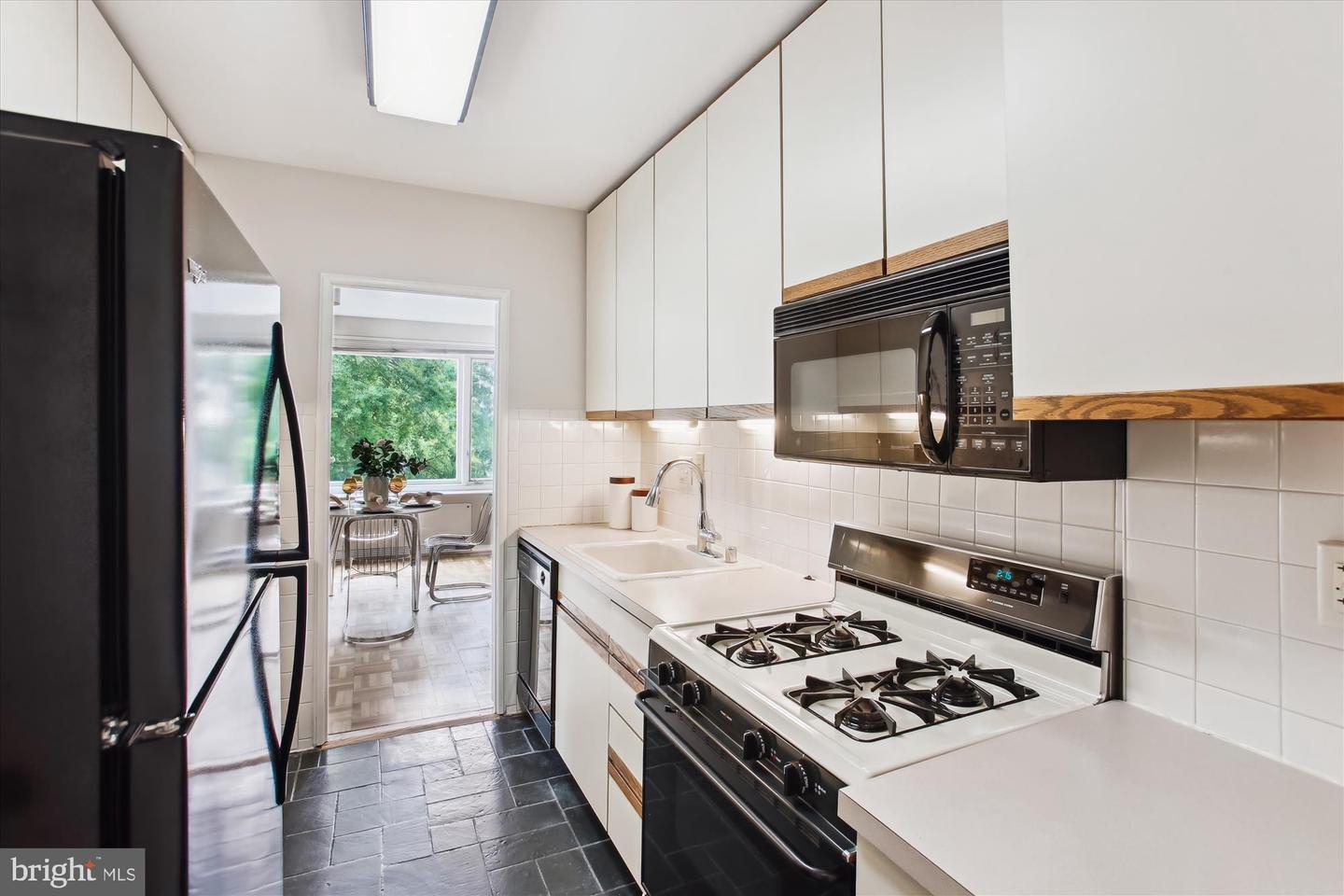 2475 VIRGINIA AVE NW #321, WASHINGTON, District Of Columbia 20037, 2 Bedrooms Bedrooms, ,2 BathroomsBathrooms,Residential,For sale,2475 VIRGINIA AVE NW #321,DCDC2200344 MLS # DCDC2200344