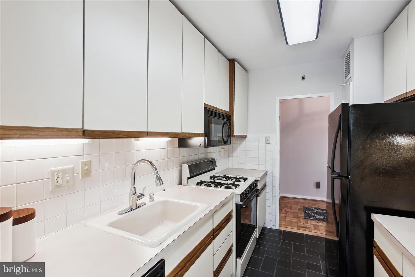 2475 VIRGINIA AVE NW #321, WASHINGTON, District Of Columbia 20037, 2 Bedrooms Bedrooms, ,2 BathroomsBathrooms,Residential,For sale,2475 VIRGINIA AVE NW #321,DCDC2200344 MLS # DCDC2200344