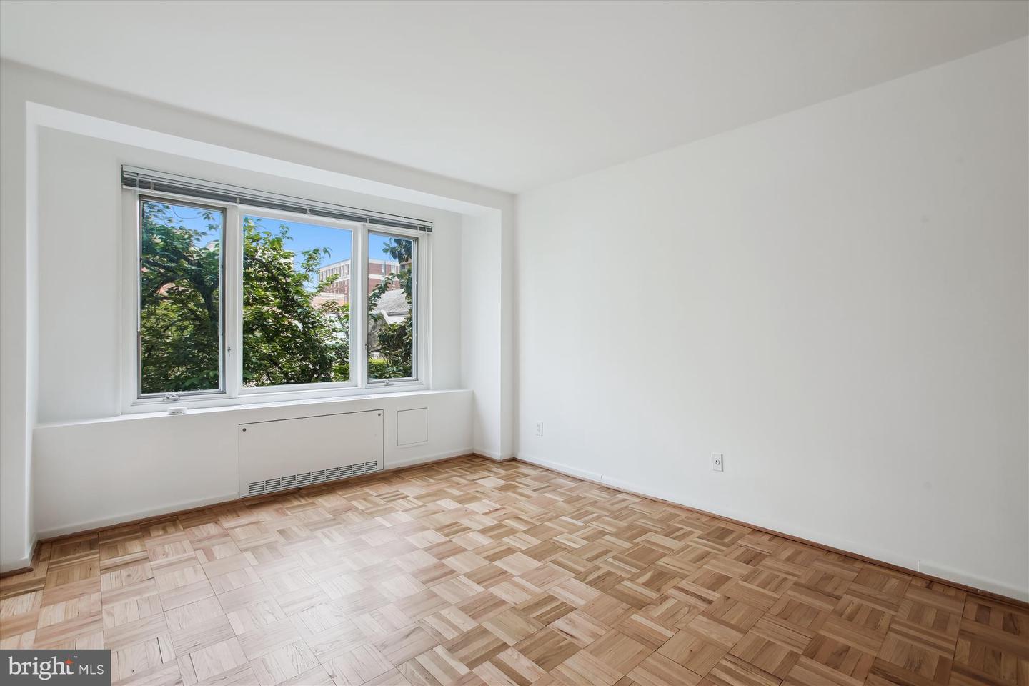 2475 VIRGINIA AVE NW #321, WASHINGTON, District Of Columbia 20037, 2 Bedrooms Bedrooms, ,2 BathroomsBathrooms,Residential,For sale,2475 VIRGINIA AVE NW #321,DCDC2200344 MLS # DCDC2200344