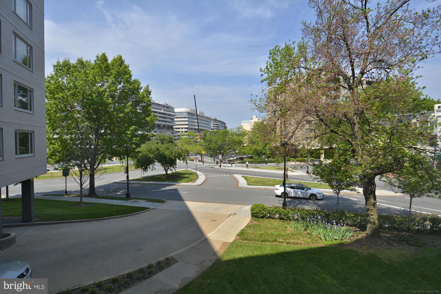 2475 VIRGINIA AVE NW #321, WASHINGTON, District Of Columbia 20037, 2 Bedrooms Bedrooms, ,2 BathroomsBathrooms,Residential,For sale,2475 VIRGINIA AVE NW #321,DCDC2200344 MLS # DCDC2200344