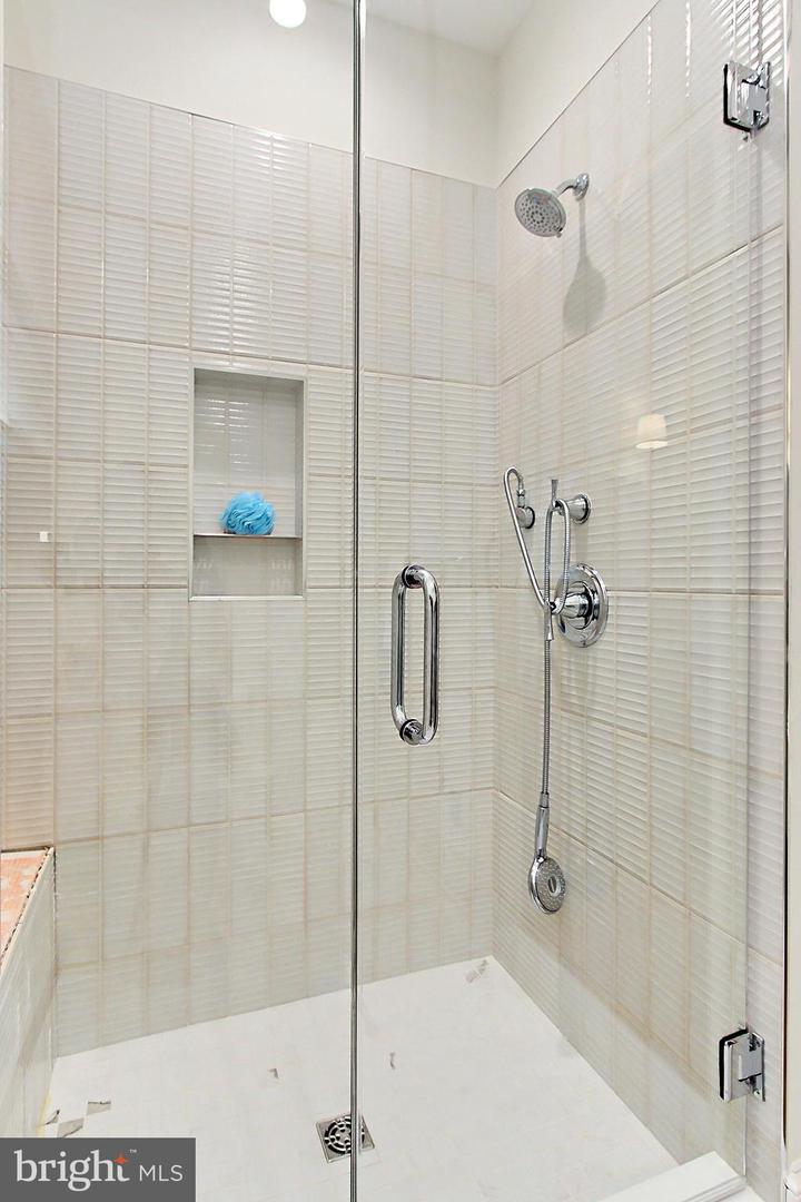 7430 FOUNDATION WAY, SPRINGFIELD, Virginia 22150, 5 Bedrooms Bedrooms, ,4 BathroomsBathrooms,Residential,For sale,7430 FOUNDATION WAY,VAFX2241354 MLS # VAFX2241354
