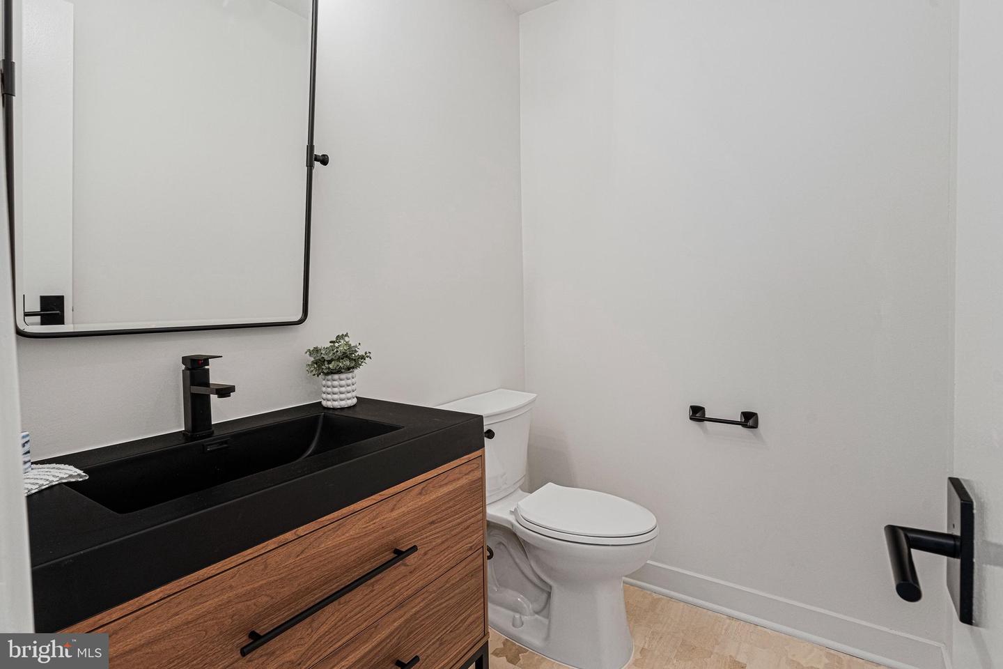 4766 TAPESTRY DR, FAIRFAX, Virginia 22032, 4 Bedrooms Bedrooms, ,2 BathroomsBathrooms,Residential,For sale,4766 TAPESTRY DR,VAFX2241794 MLS # VAFX2241794