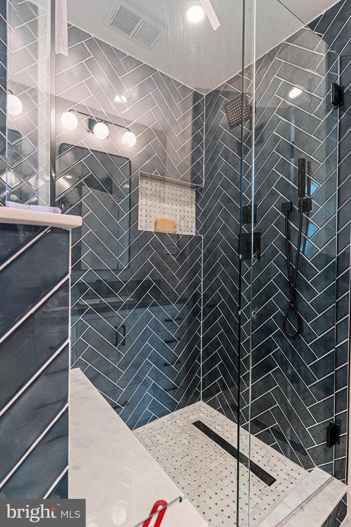 4766 TAPESTRY DR, FAIRFAX, Virginia 22032, 4 Bedrooms Bedrooms, ,2 BathroomsBathrooms,Residential,For sale,4766 TAPESTRY DR,VAFX2241794 MLS # VAFX2241794