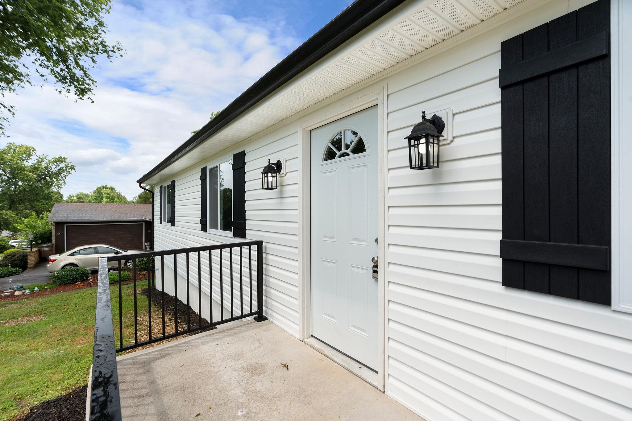 102 JACKSON ST, GORDONSVILLE, Virginia 22942, 3 Bedrooms Bedrooms, ,2 BathroomsBathrooms,Residential,102 JACKSON ST,666426 MLS # 666426