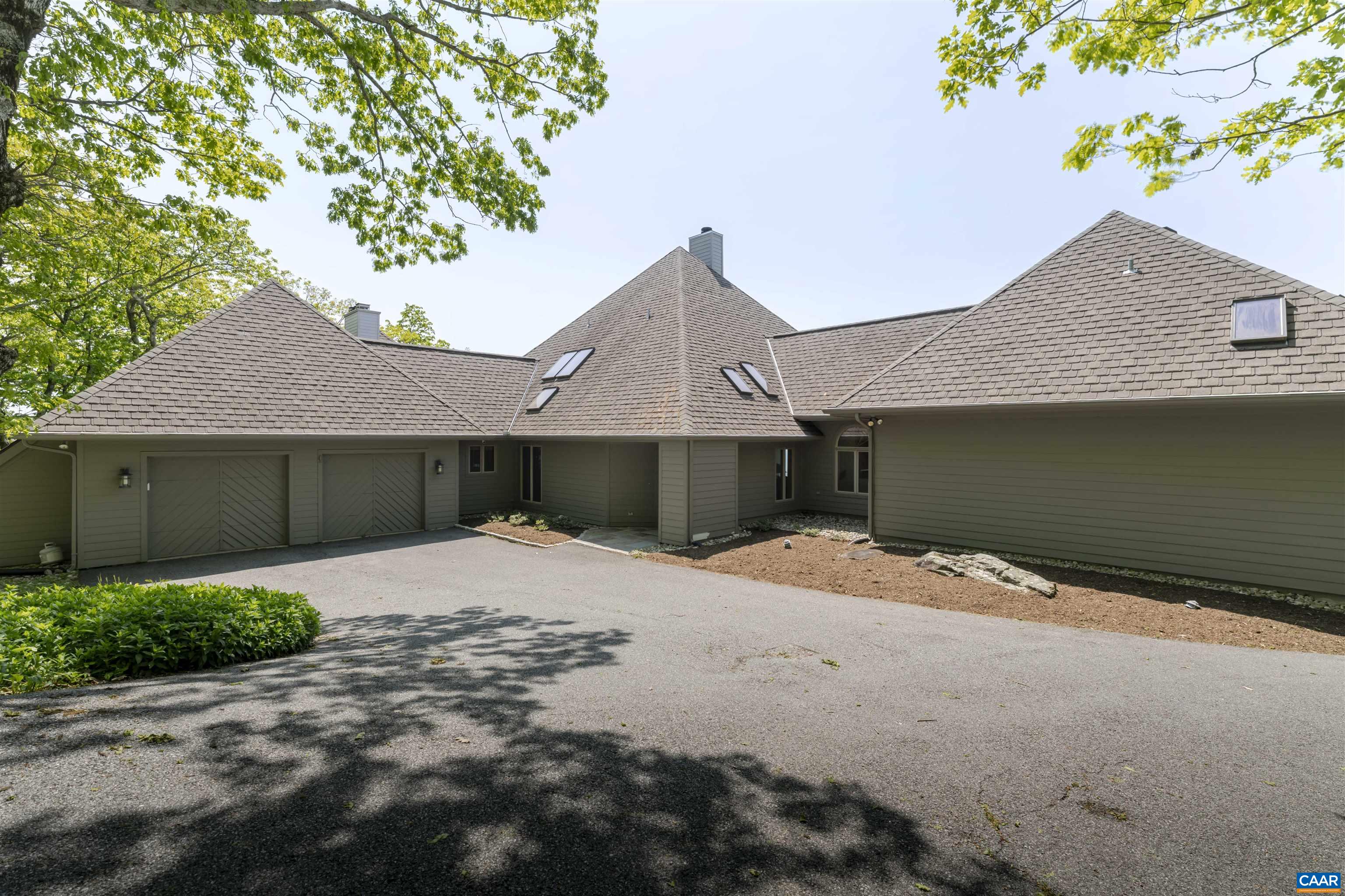 880 DEVILS KNOB LOOP, WINTERGREEN, Virginia 22967, 6 Bedrooms Bedrooms, ,5 BathroomsBathrooms,Residential,880 DEVILS KNOB LOOP,666428 MLS # 666428