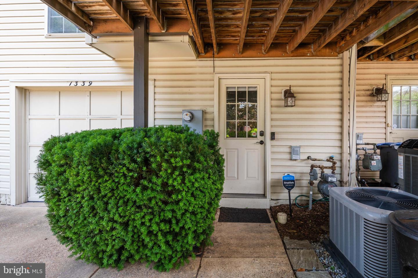 1339 ARGALL PL, ALEXANDRIA, Virginia 22314, 3 Bedrooms Bedrooms, ,2 BathroomsBathrooms,Residential,For sale,1339 ARGALL PL,VAAX2045690 MLS # VAAX2045690