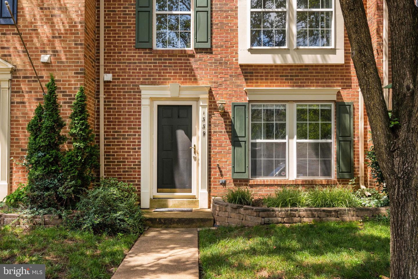 1339 ARGALL PL, ALEXANDRIA, Virginia 22314, 3 Bedrooms Bedrooms, ,2 BathroomsBathrooms,Residential,For sale,1339 ARGALL PL,VAAX2045690 MLS # VAAX2045690