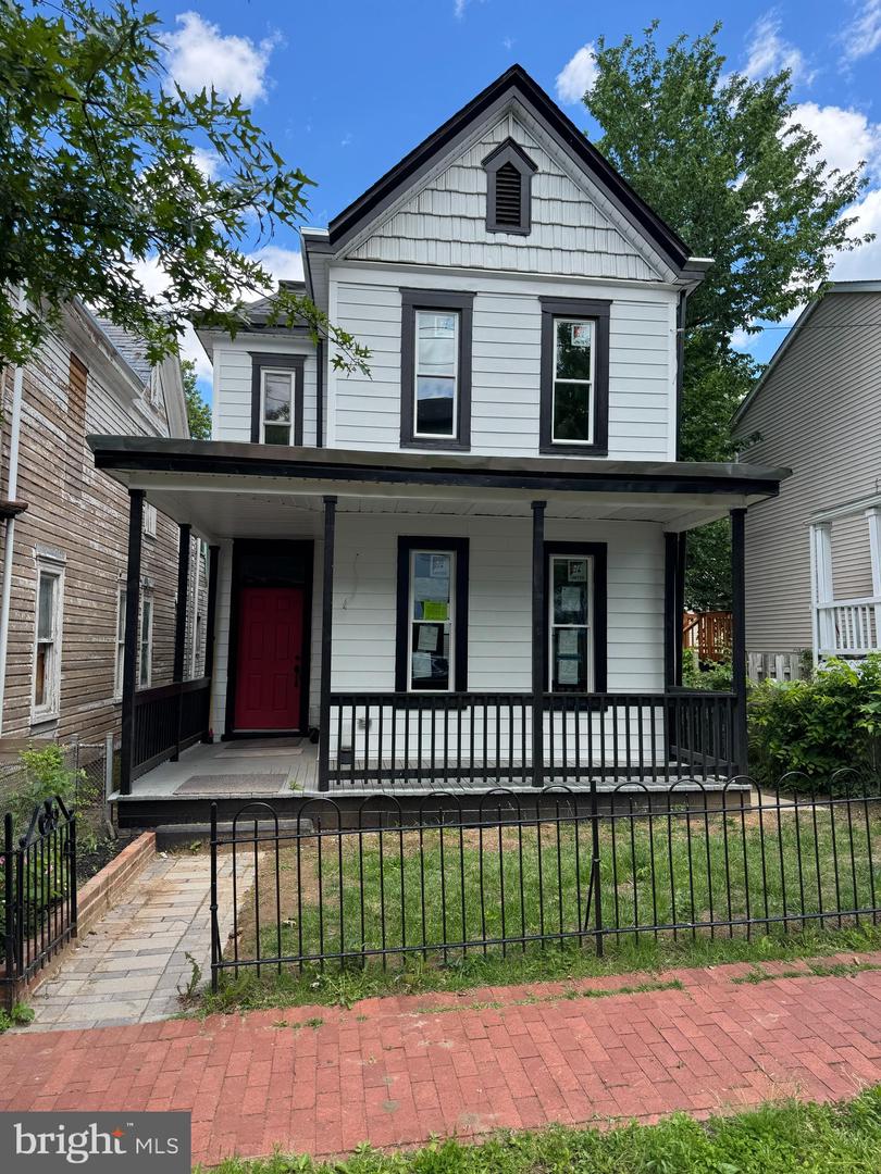 1358 VALLEY PL SE, WASHINGTON, District Of Columbia 20020, 3 Bedrooms Bedrooms, ,2 BathroomsBathrooms,Residential,For sale,1358 VALLEY PL SE,DCDC2202580 MLS # DCDC2202580
