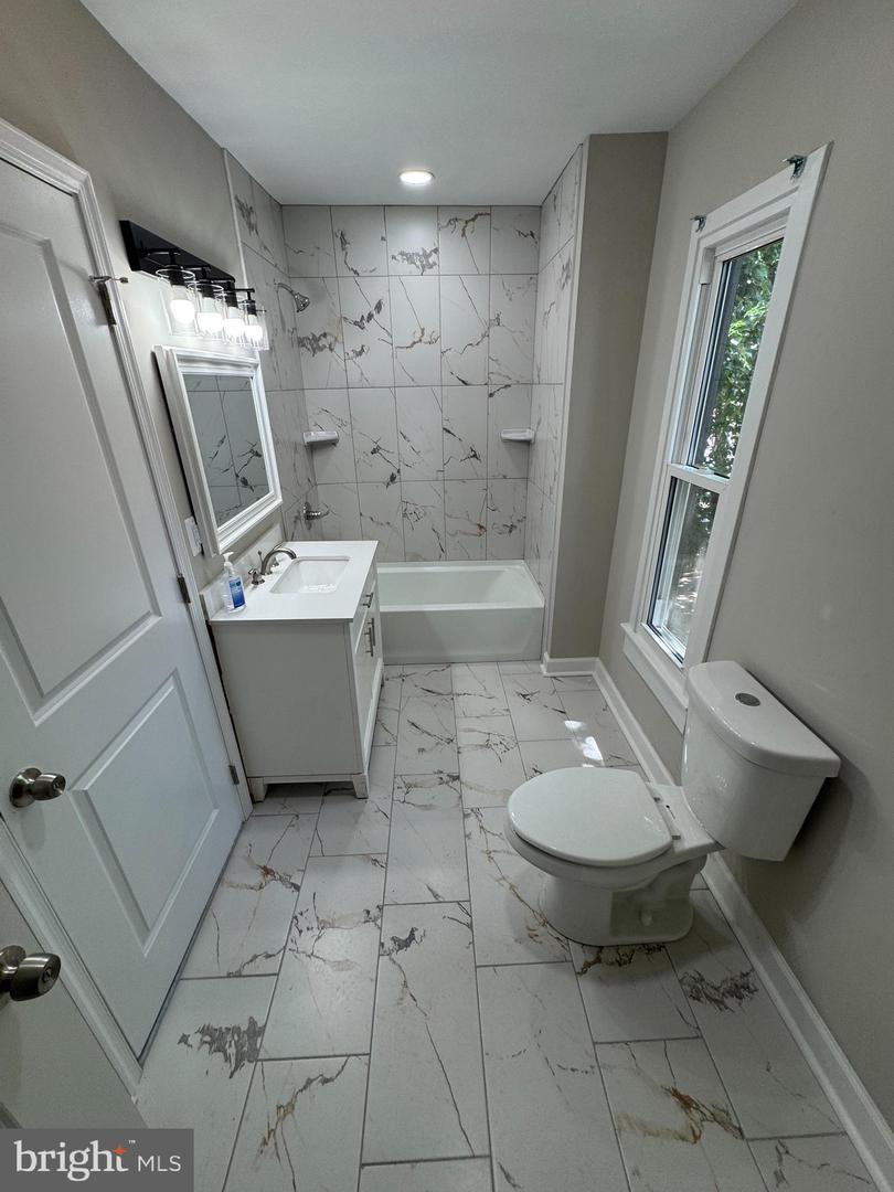 1358 VALLEY PL SE, WASHINGTON, District Of Columbia 20020, 3 Bedrooms Bedrooms, ,2 BathroomsBathrooms,Residential,For sale,1358 VALLEY PL SE,DCDC2202580 MLS # DCDC2202580