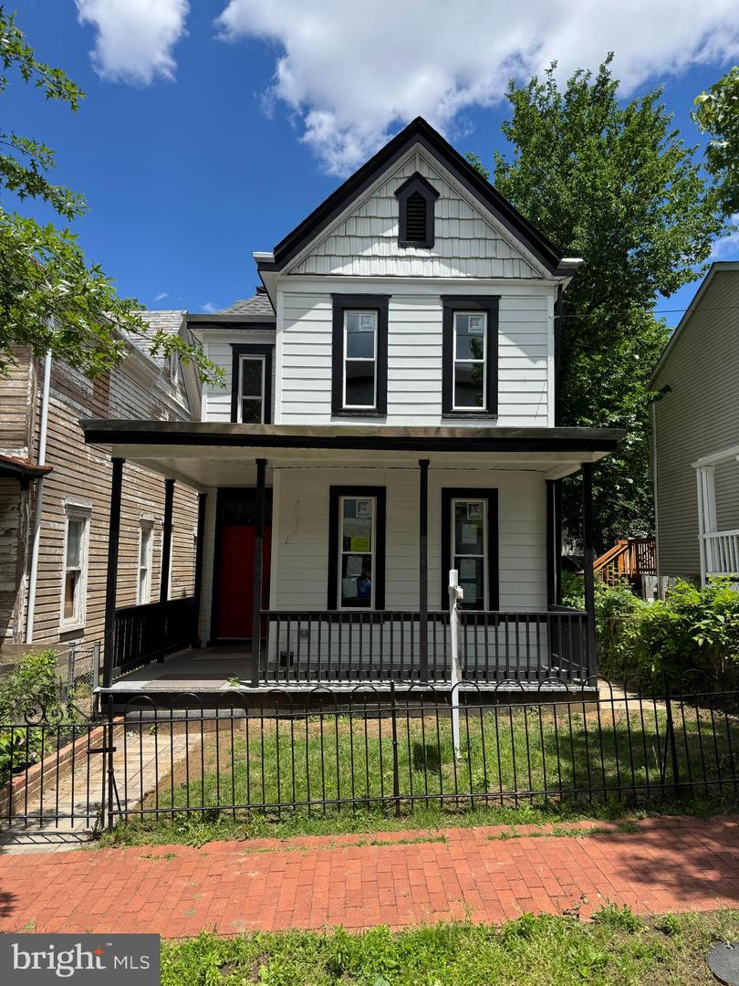 1358 VALLEY PL SE, WASHINGTON, District Of Columbia 20020, 3 Bedrooms Bedrooms, ,2 BathroomsBathrooms,Residential,For sale,1358 VALLEY PL SE,DCDC2202580 MLS # DCDC2202580